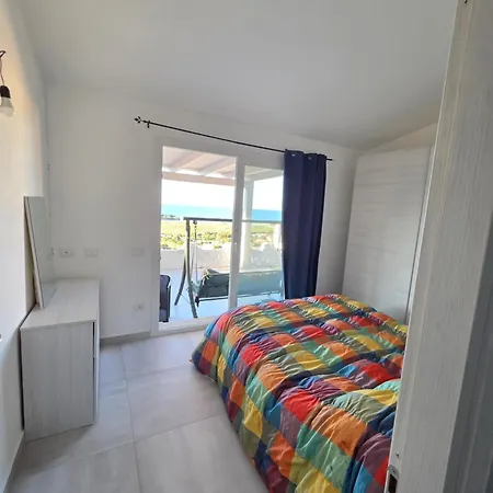 Ortensia Nyaraló *